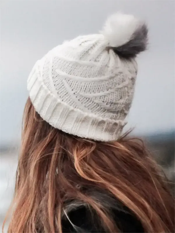 Produit Regular cap with big pompon Image